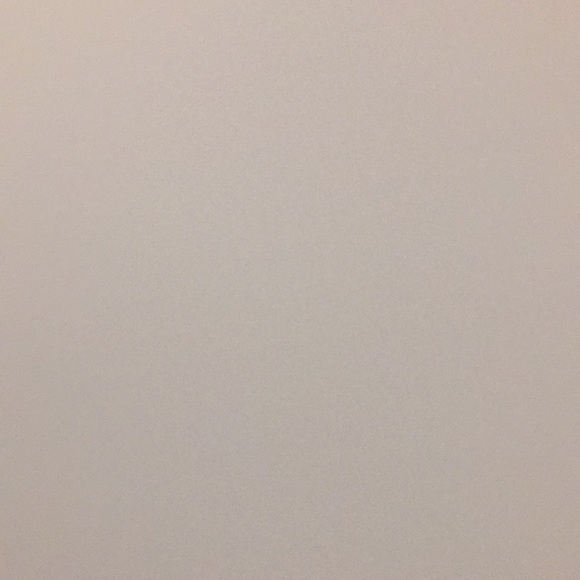 Meet your Posher, Jessica - Picture 1 of 1